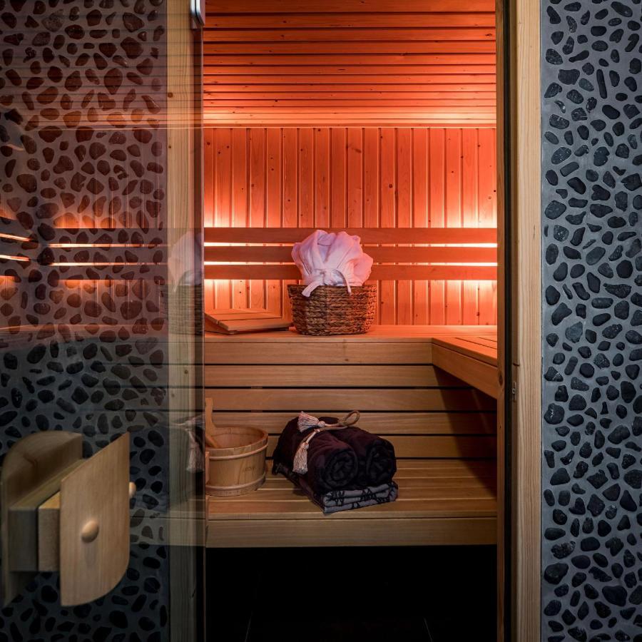 Romantic Wellness Bnb Нордвик Екстериор снимка